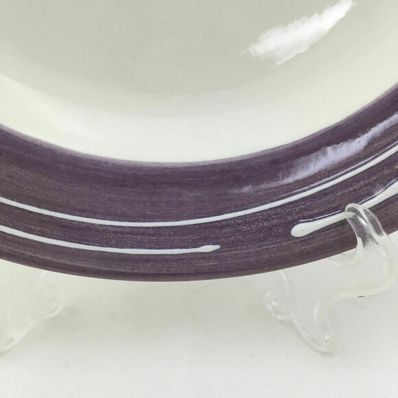 Americaware USA A Mallory Almost Round Purple White Dinner Plate 11 7/8 - Picture 6 of 7